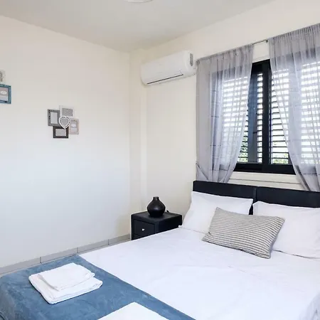 Family & Friends Flat * Paralimni
